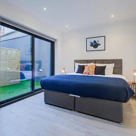 Hybrid Resi - London, Fulham Near Chelsea And Putney Apartment